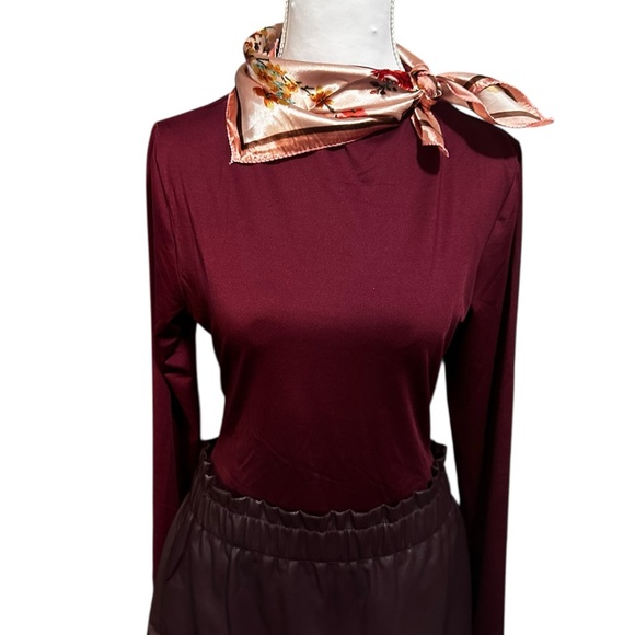 Love J Long Sleeve Open Back Body Suit size XL NWT - Picture 4 of 9